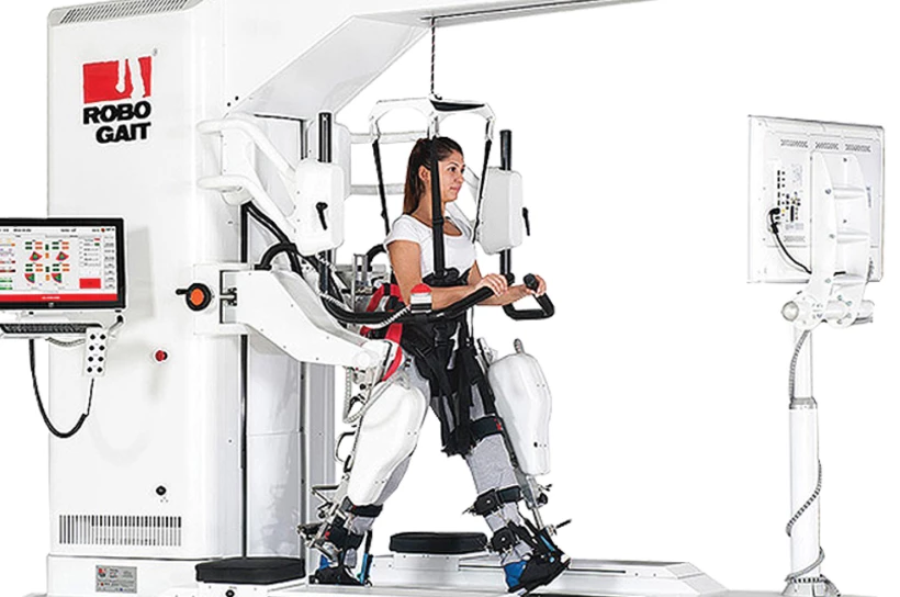 Czym jest rehabilitacja robotyczna i komu może pomóc